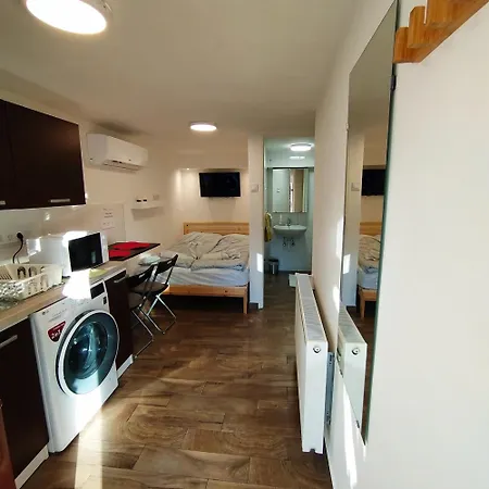 Abakusz Apartmans Free Air Conditioning & Parking * 블로톤퓌레드