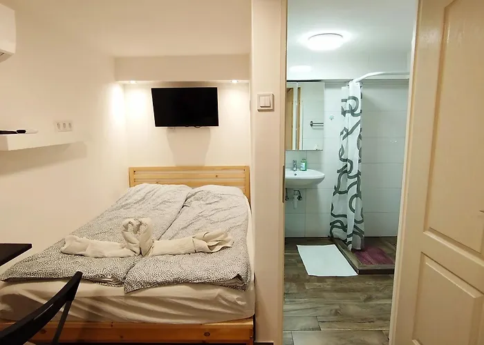 Abakusz Apartmans Free Air Conditioning & Parking Apartament